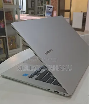 New Laptop Samsung Notebook 9 4GB Intel Core 2 Quad SSD 128GB