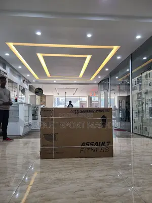 Photo - ዘመናዊ የassault Fitness Air Exercise Bike