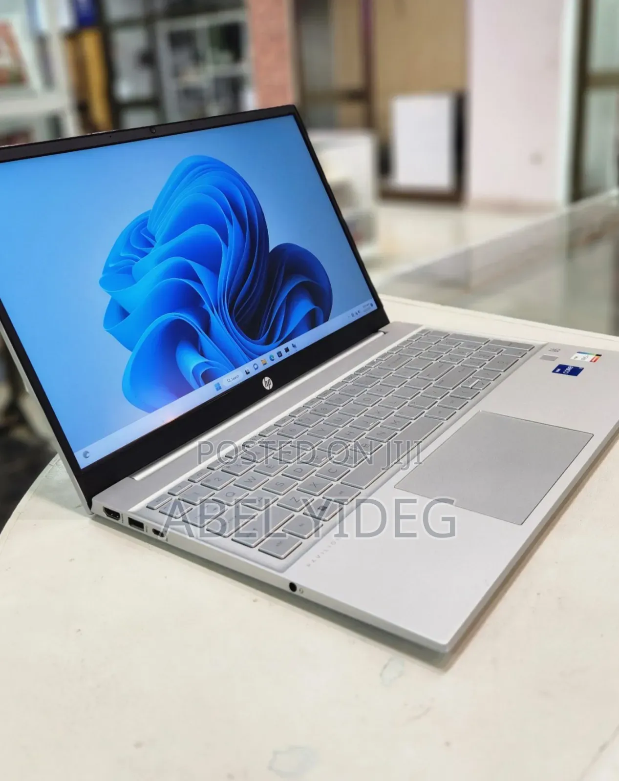New Laptop HP Pavilion 15 16GB Intel Core I7 SSD 512GB