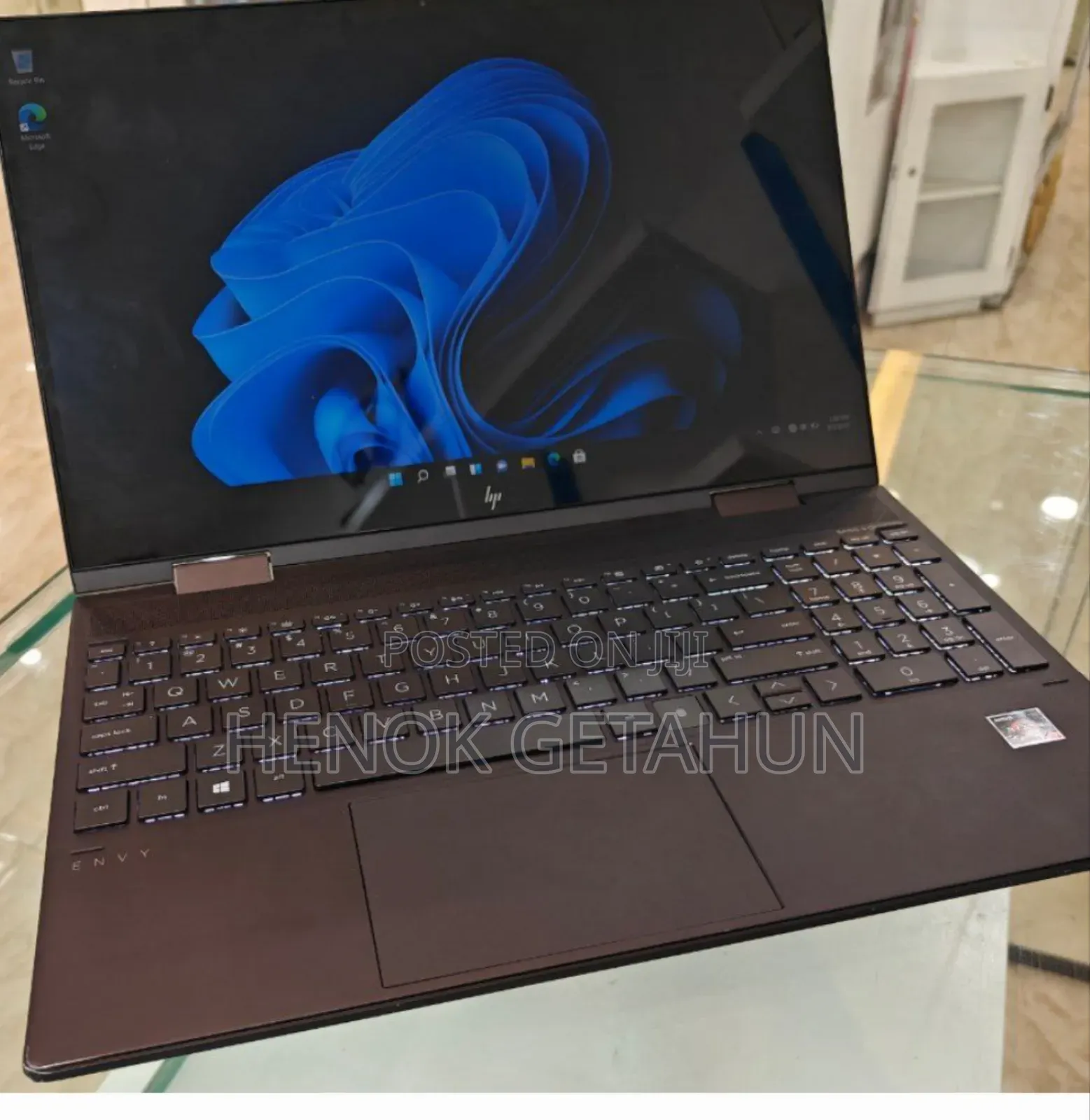 New Laptop HP Envy X360 16GB AMD Ryzen 7 SSD 512GB