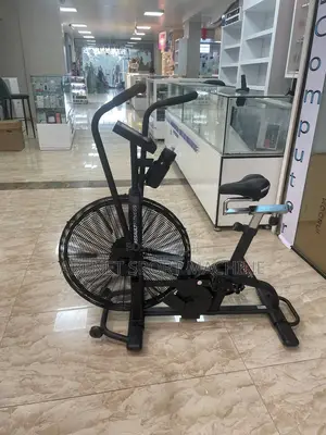 Photo - ለጂሞ የሚሆን Assault Fitness Air Bike