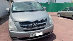 Photo - Hyundai Starex 2014 Gray