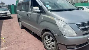 Hyundai Starex 2014 Gray