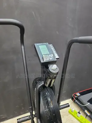 ለቤቶ እና ለጂም የሚሆኑ ዘመናዊ Assault Fitness Air Bikes