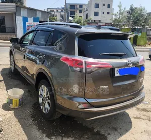 Toyota RAV4 2017 Gray