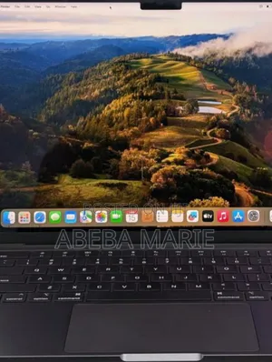 New Apple MacBook Pro 2023 M3 14-Inch 18GB Apple M3 Pro SSD 512GB