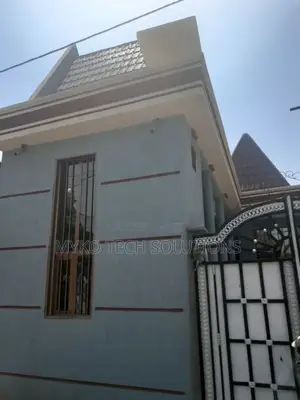 Photo - 4bdrm House in Adama for sale