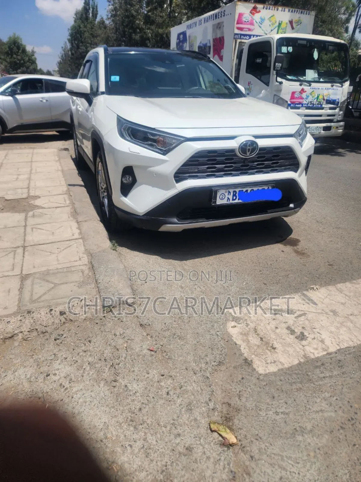 Toyota RAV4 TRD Off Road AWD 2020 White