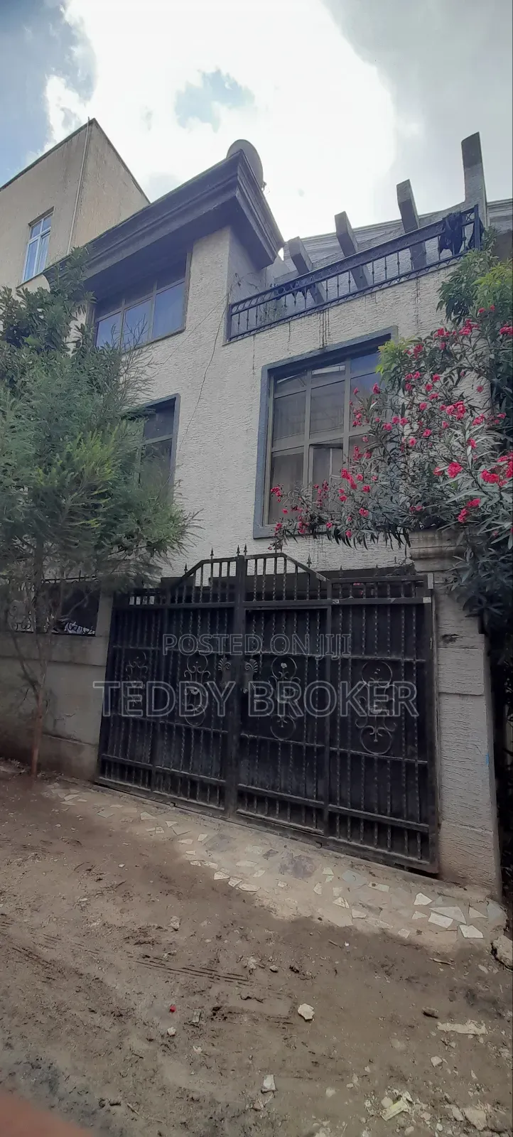 4bdrm House in Haile Garment, Nifas Silk-Lafto for sale