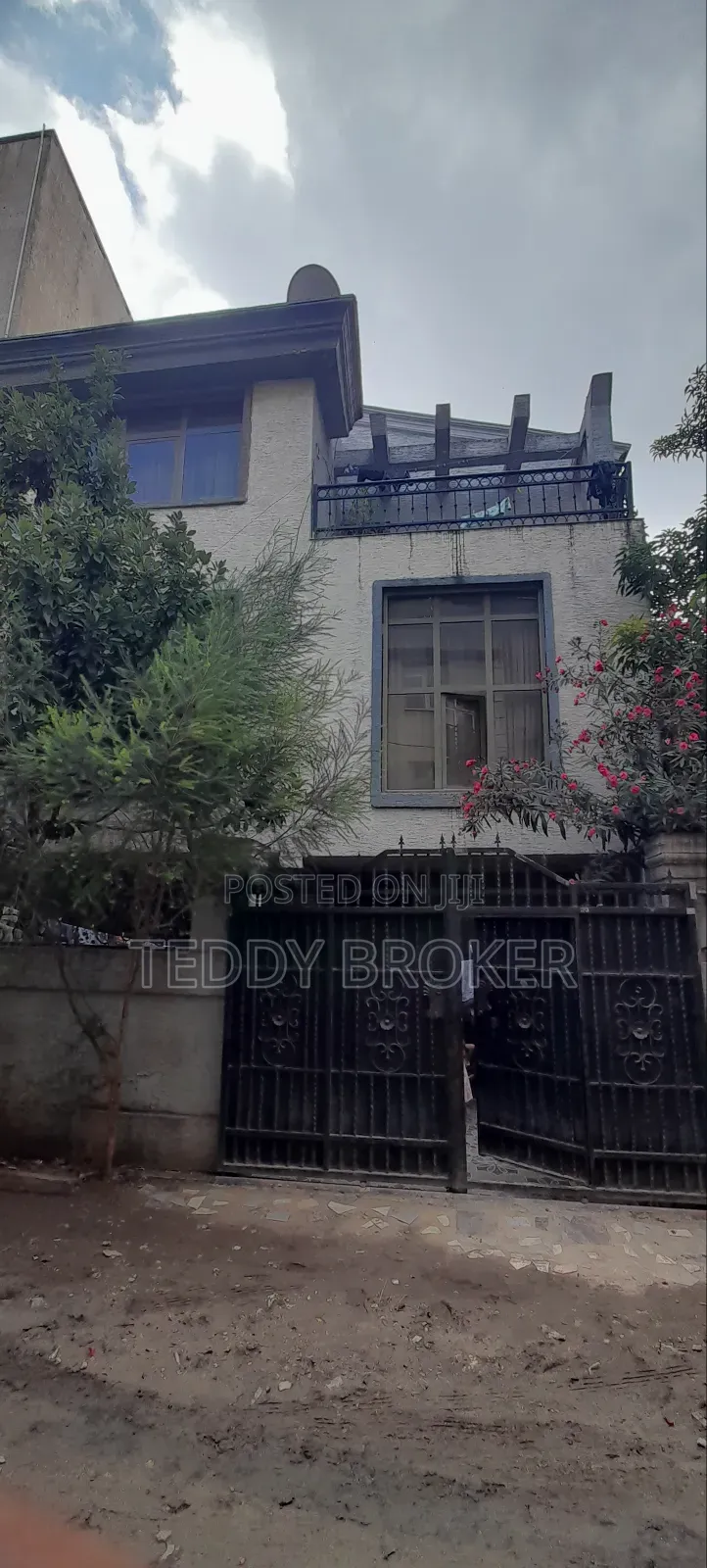 4bdrm House in Haile Garment, Nifas Silk-Lafto for sale