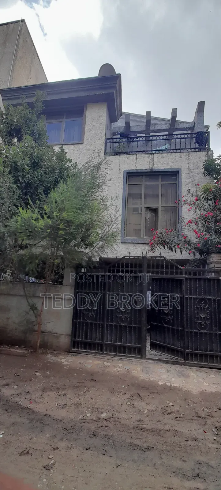 4bdrm House in Haile Garment, Nifas Silk-Lafto for sale