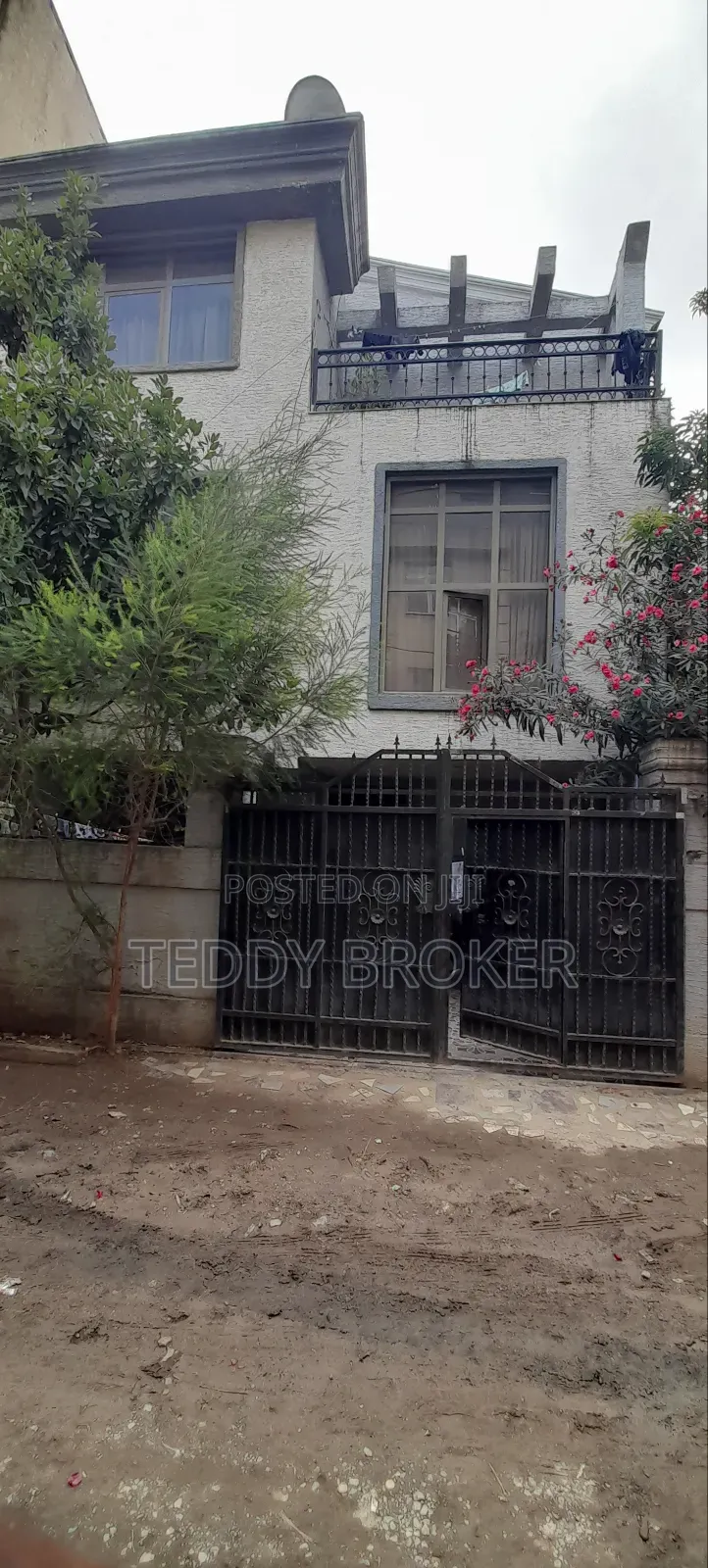 4bdrm House in Haile Garment, Nifas Silk-Lafto for sale