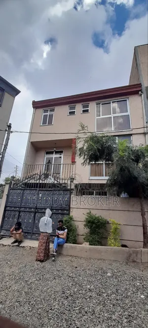 Photo - 4bdrm House in Haile Garment, Nifas Silk-Lafto for sale