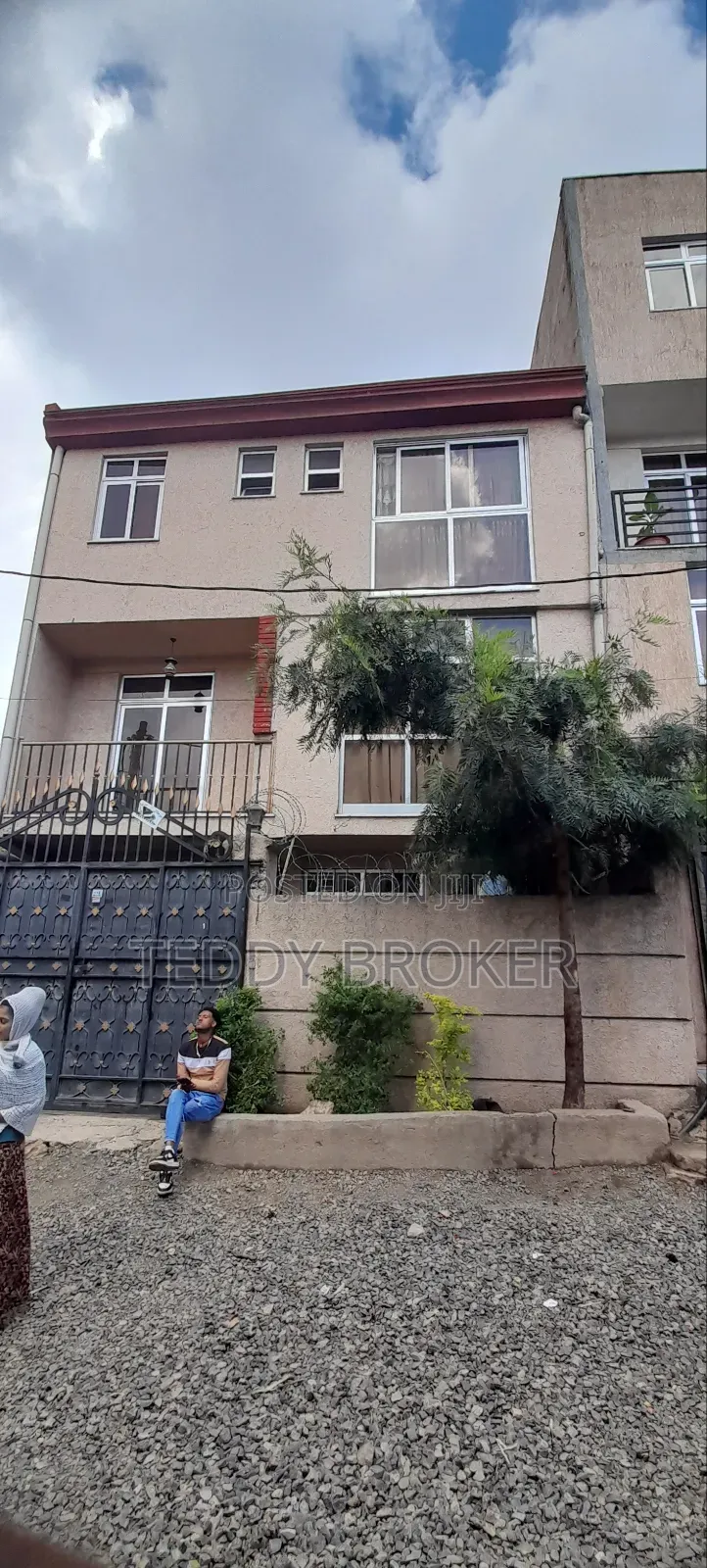 4bdrm House in Haile Garment, Nifas Silk-Lafto for sale