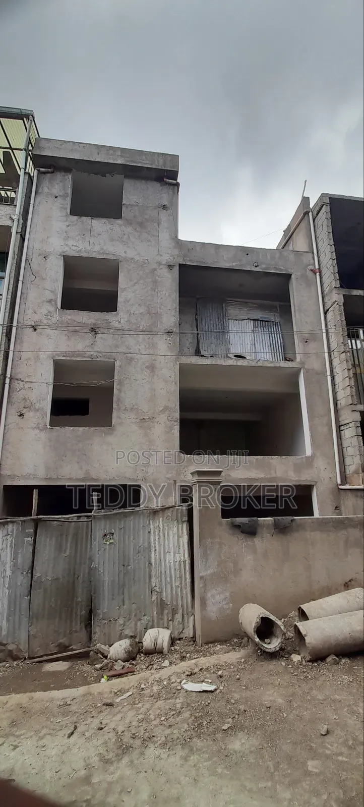 6bdrm House in Haile Garment, Nifas Silk-Lafto for sale