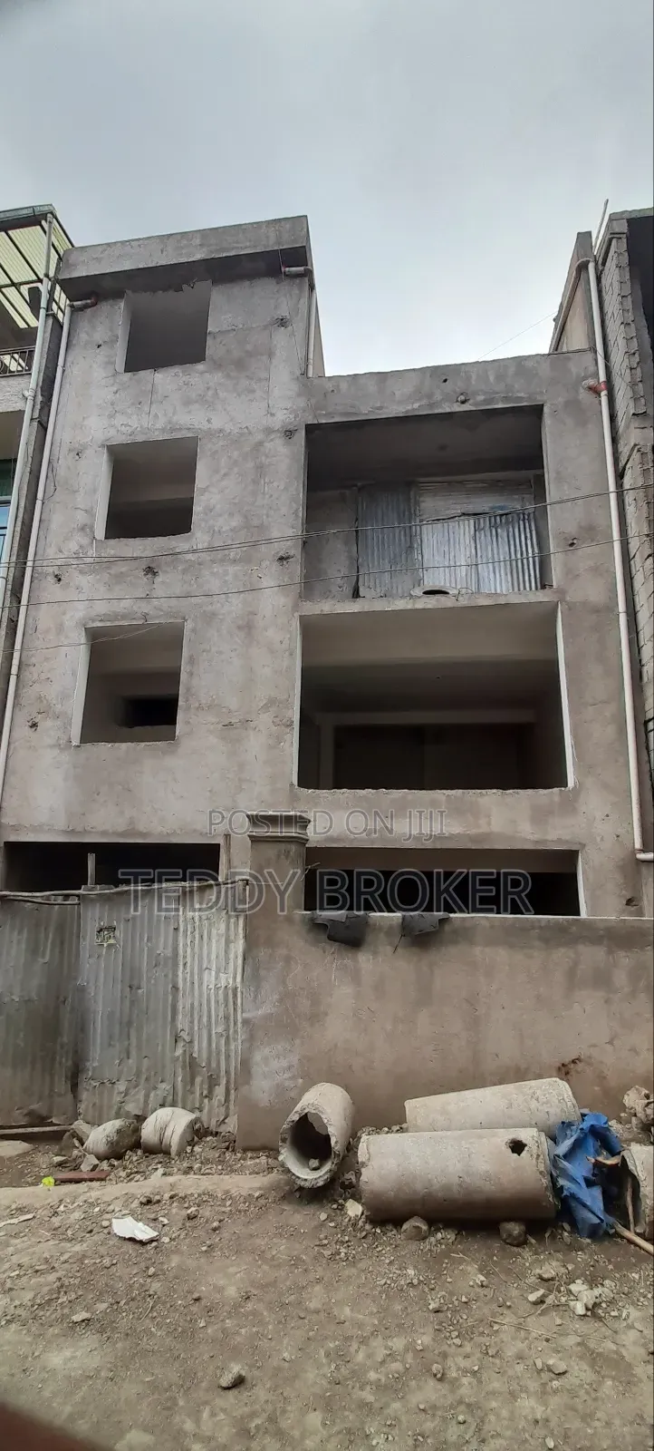 6bdrm House in Haile Garment, Nifas Silk-Lafto for sale