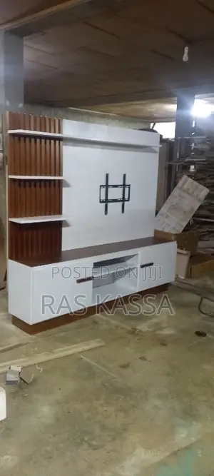 Photo - ቲቪ እስታንድ 2 ሜትር