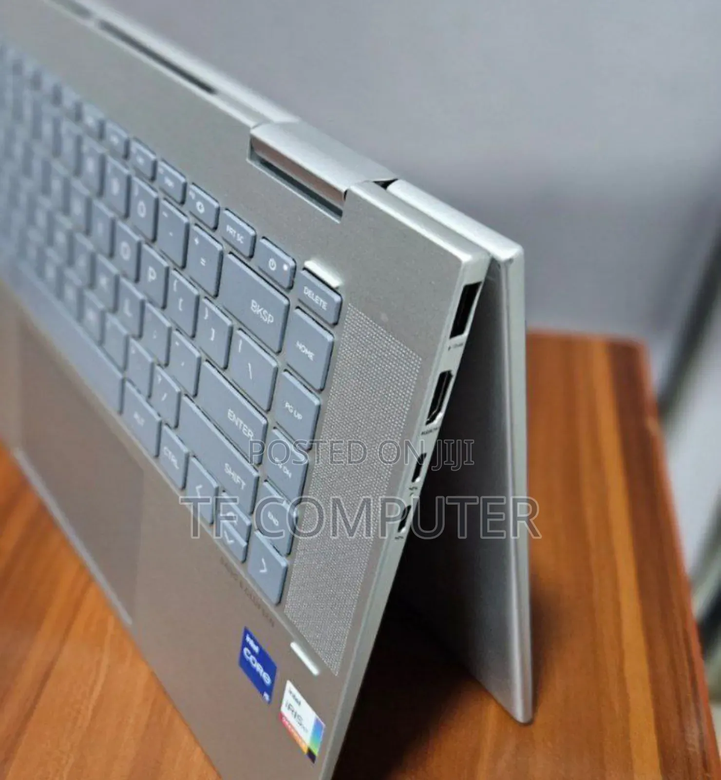 New Laptop HP Envy X360 8GB Intel Core I5 SSD 512GB