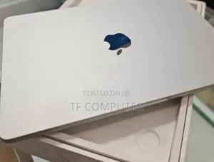 New Laptop Apple MacBook Air 2022 M2 8GB Apple M2 SSD 256GB