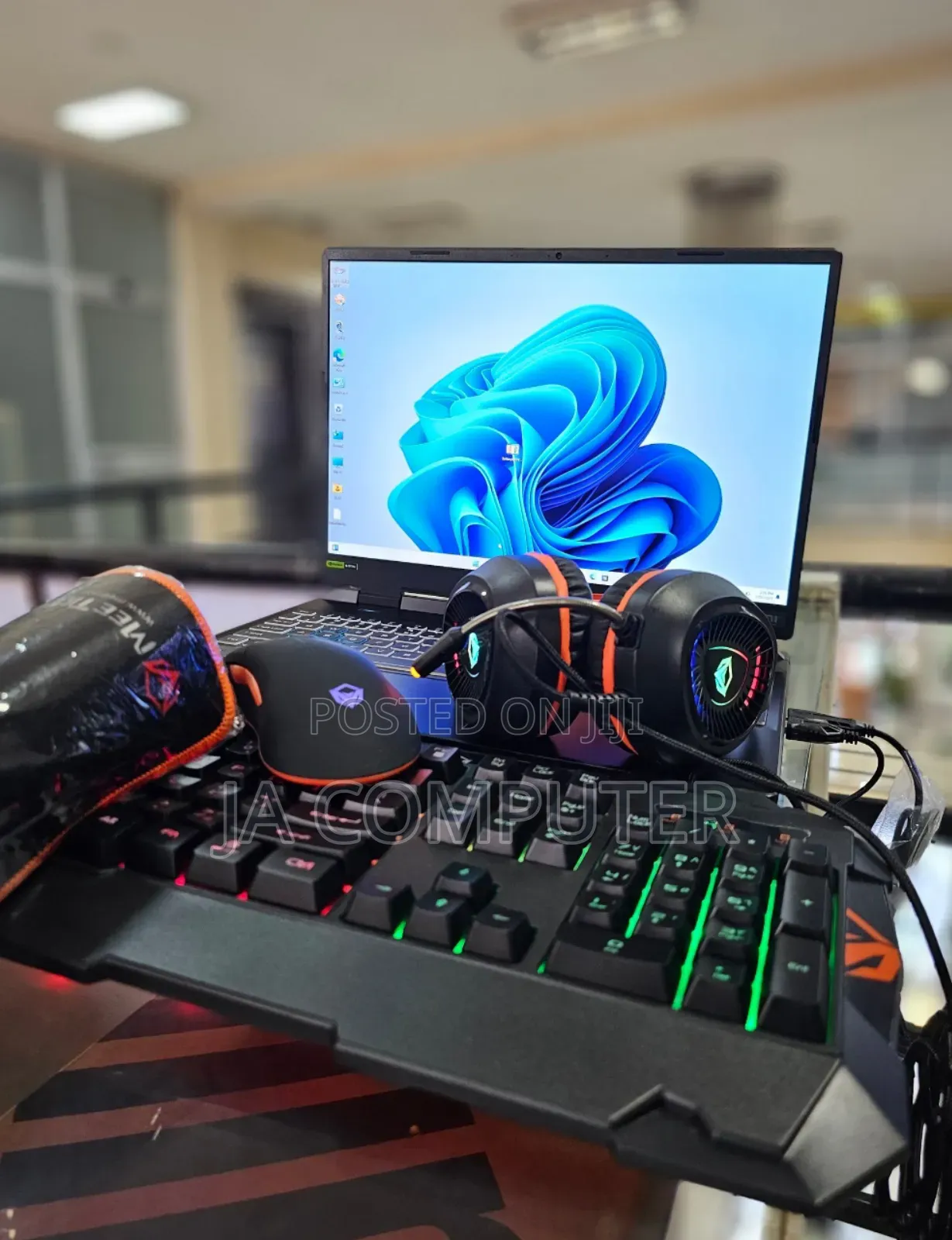 New Laptop Acer Predator Helios 300 16GB Intel Core I9 SSD 1T