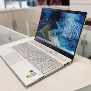 New Laptop HP Pavilion 15 8GB Intel Core I5 SSD 1T