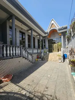 Furnished 2bdrm Townhouse/Terrace in L Shape, Adama for sale