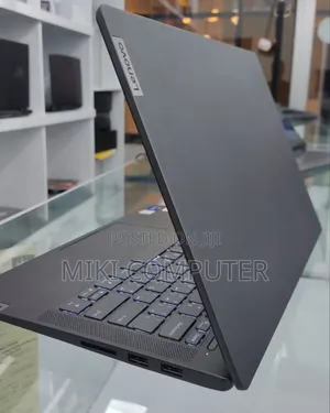 New Laptop Lenovo Ideapad 3 16GB Intel Core I7 SSD 512GB