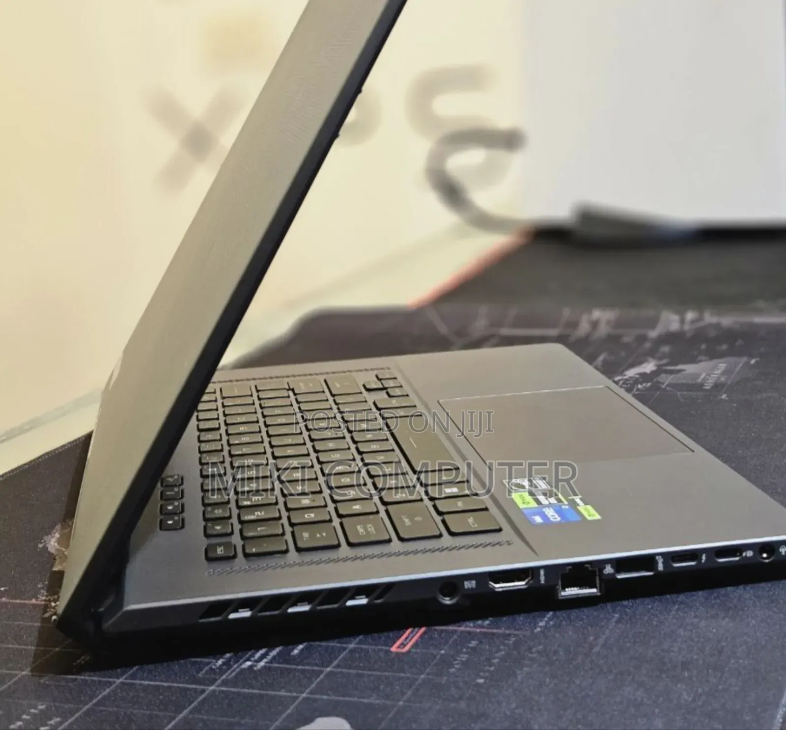 New Laptop MSI Crosshair 15 16GB Intel Core I7 SSD 1T