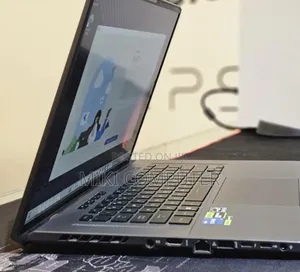 New Laptop MSI Crosshair 15 16GB Intel Core I7 SSD 1T