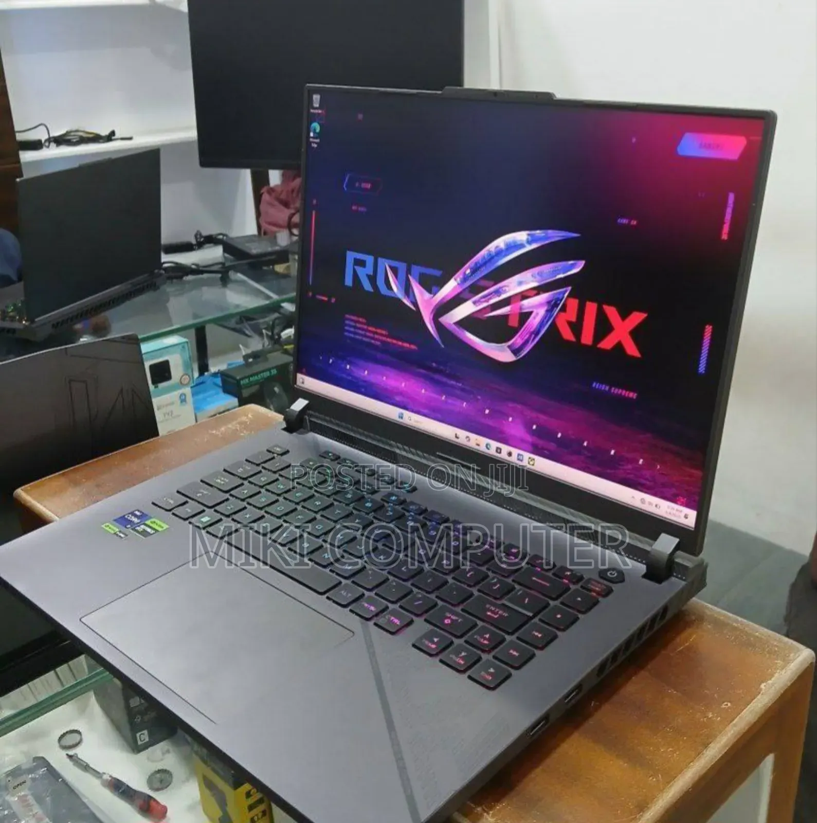 New Laptop Asus ROG Zephyrus G15 32GB Intel Core I9 SSD 1T