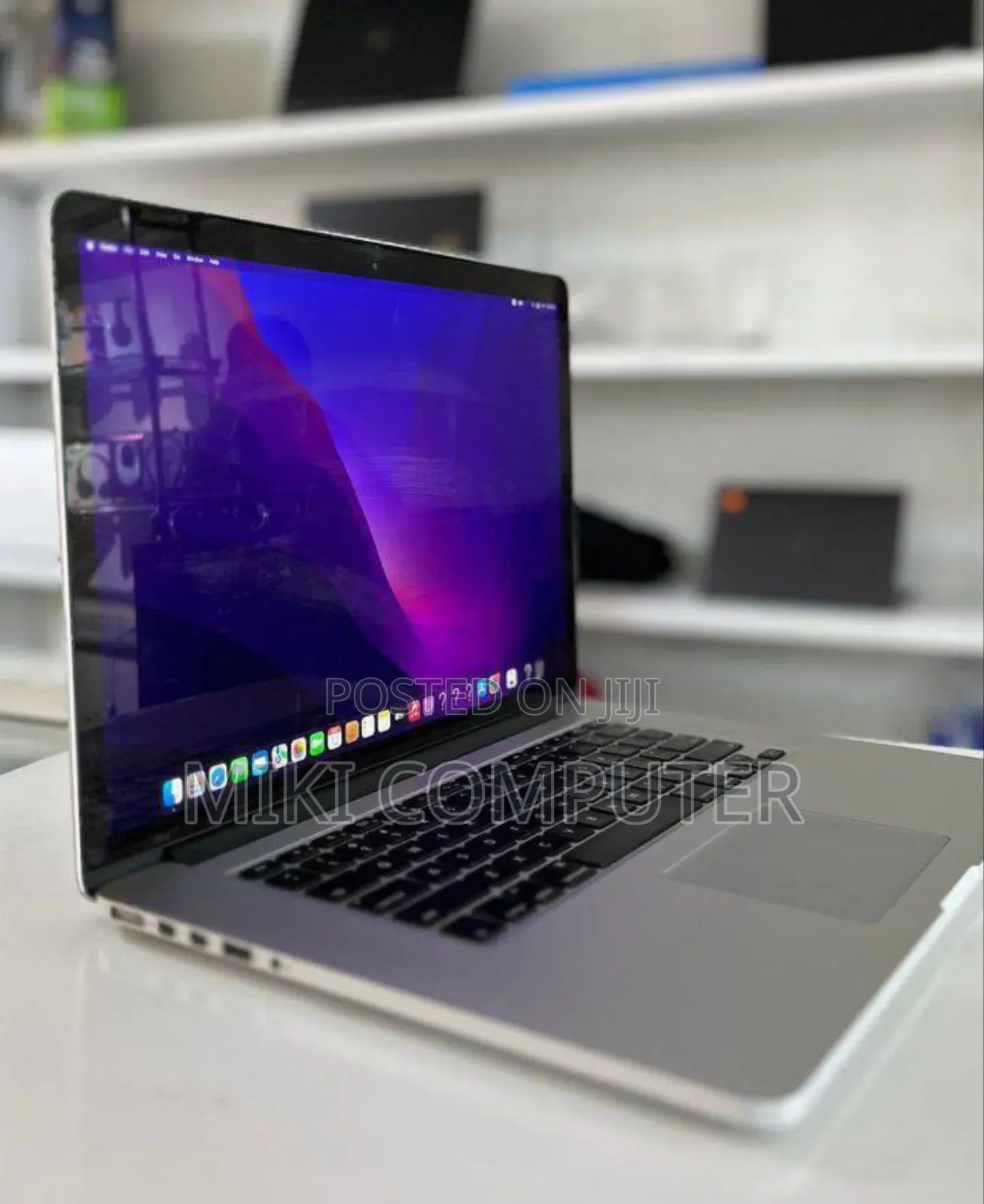 New Laptop Apple MacBook Pro 2015 16GB Intel Core I7 SSD 512GB