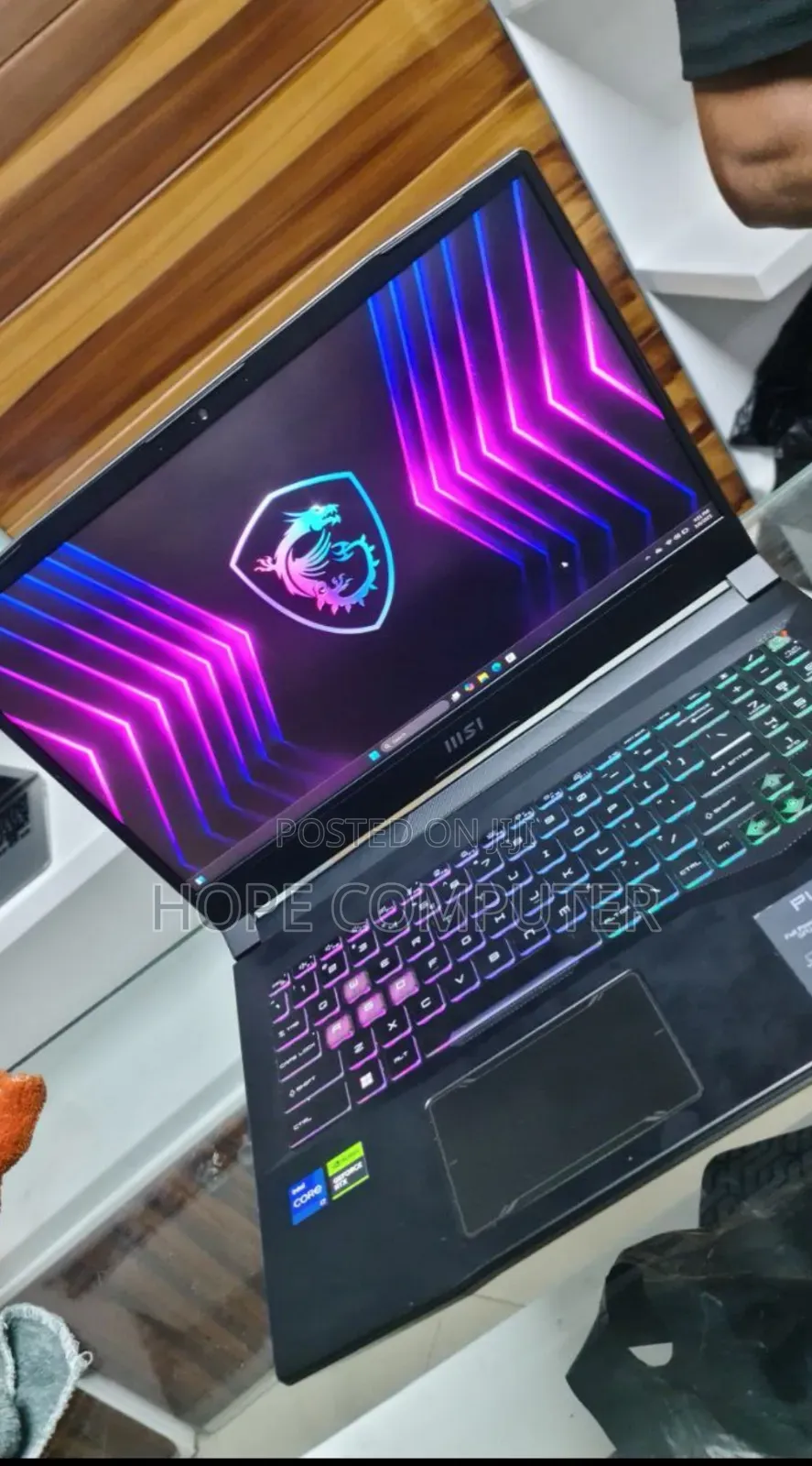 New Laptop MSI Pulse GL66 16GB Intel Core I7 SSD 512GB