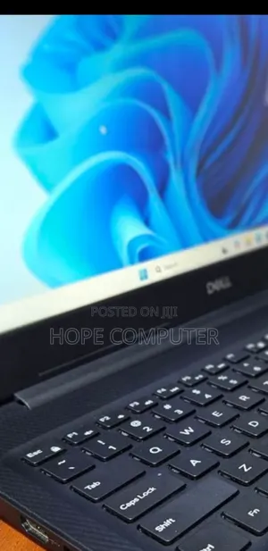 New Laptop Dell Inspiron 15 8GB Intel Core I5 SSD 1T