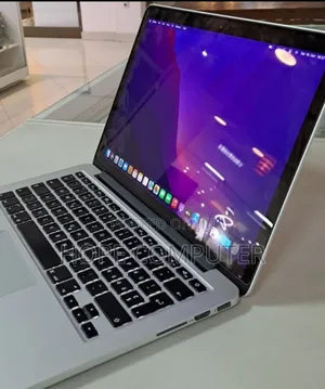 New Laptop Apple MacBook Pro 2015 8GB Intel Core I5 SSD 256GB