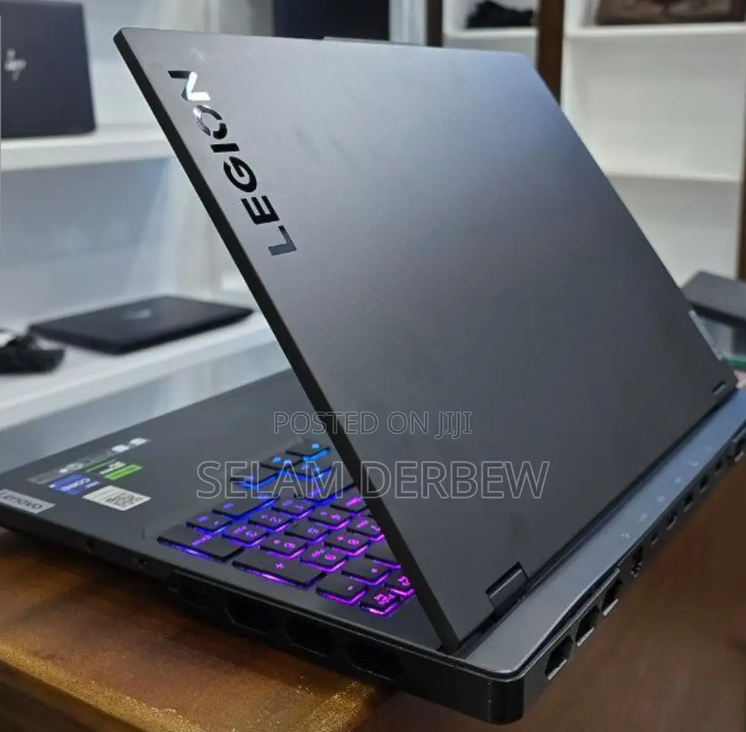 New Laptop Lenovo Legion 7 32GB Intel Core I9 SSD 1T
