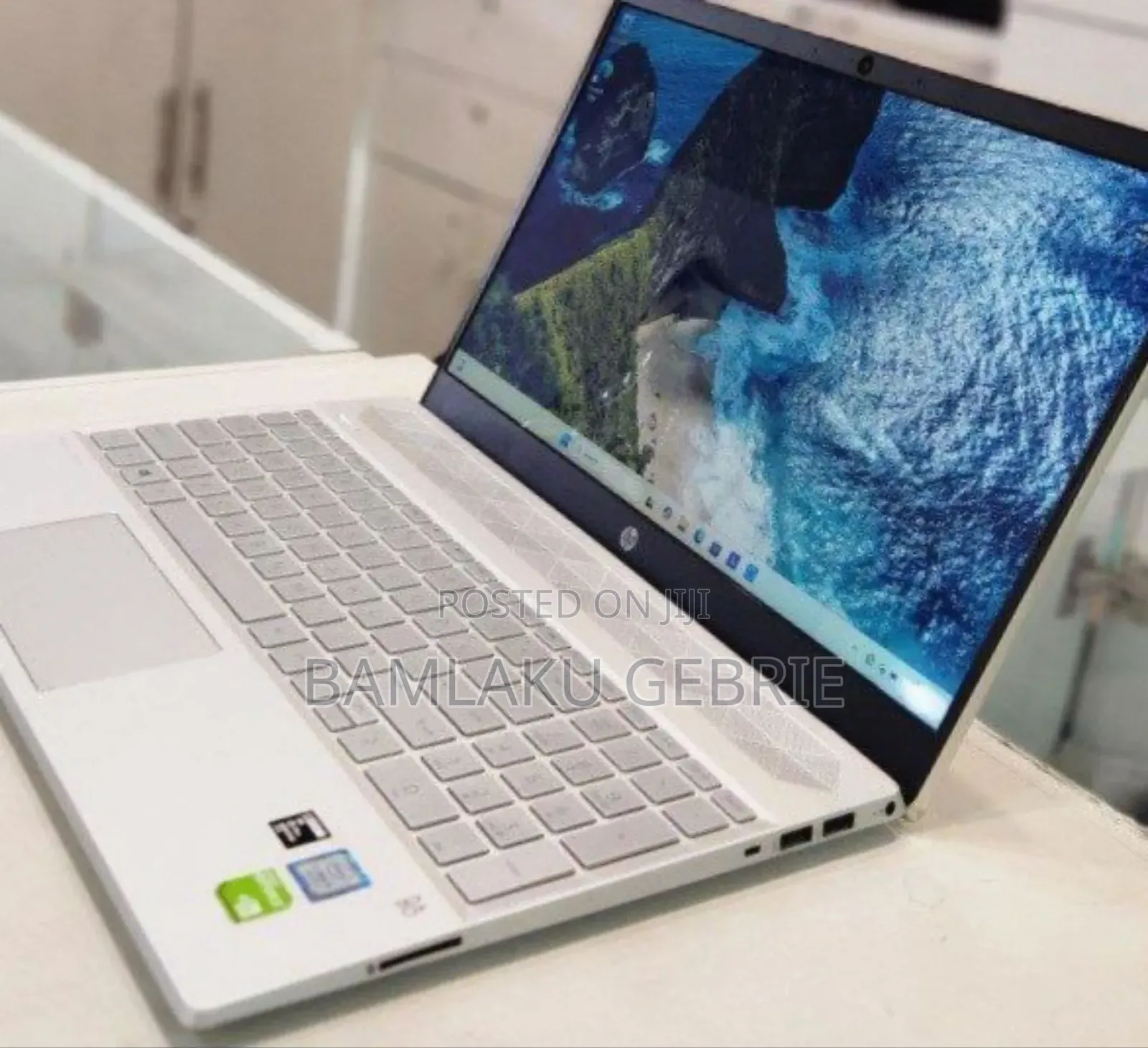 New Laptop HP Pavilion 15 8GB Intel Core I5 SSD 1.5T