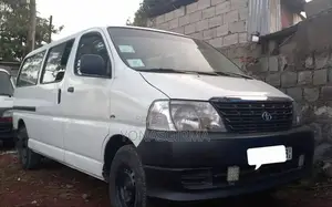 Photo - Toyota HiAce 2011 White