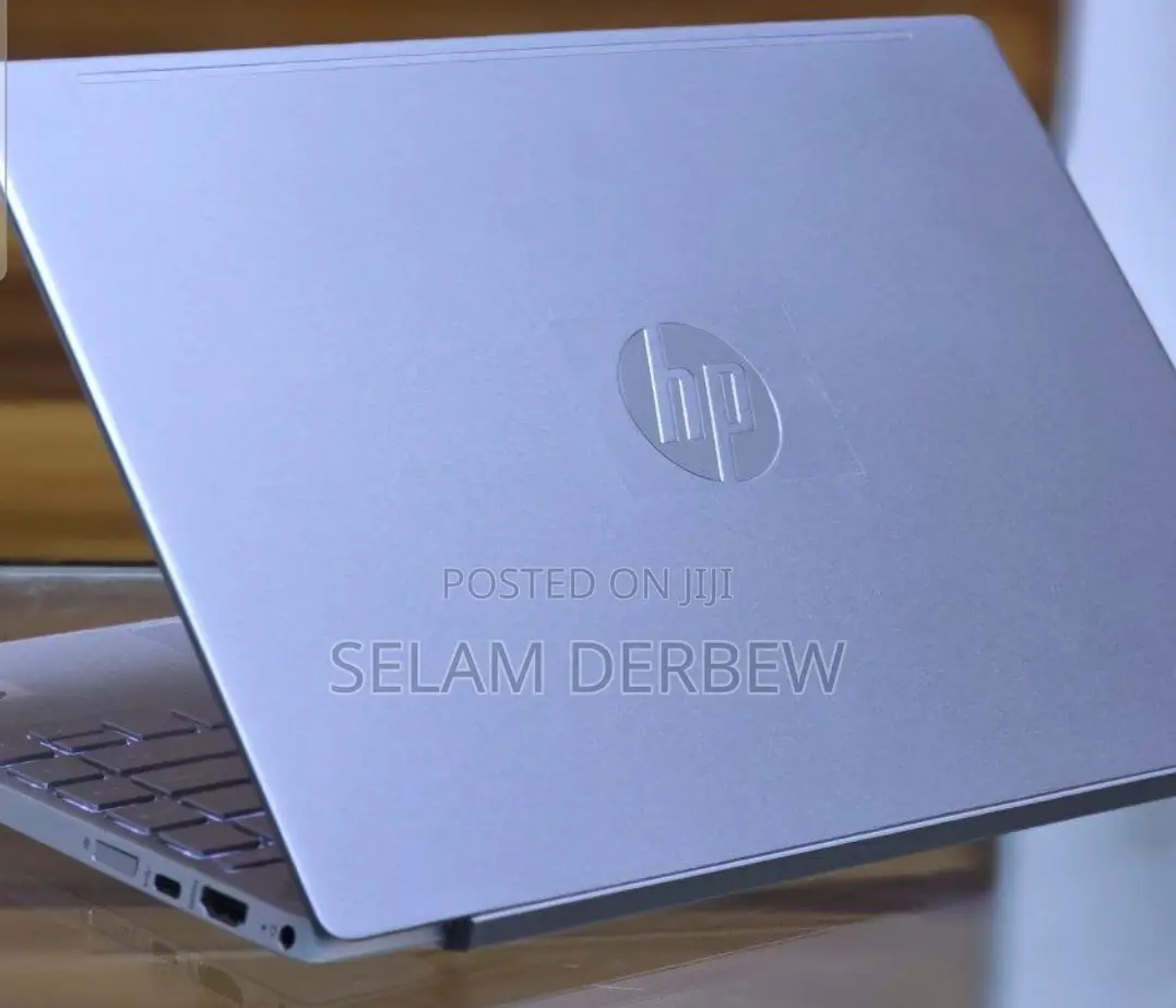 New Laptop HP Pavilion 15 8GB Intel Core I5 SSD 256GB