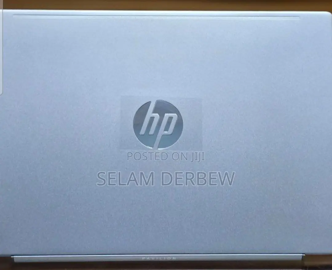 New Laptop HP Pavilion 15 8GB Intel Core I5 SSD 256GB