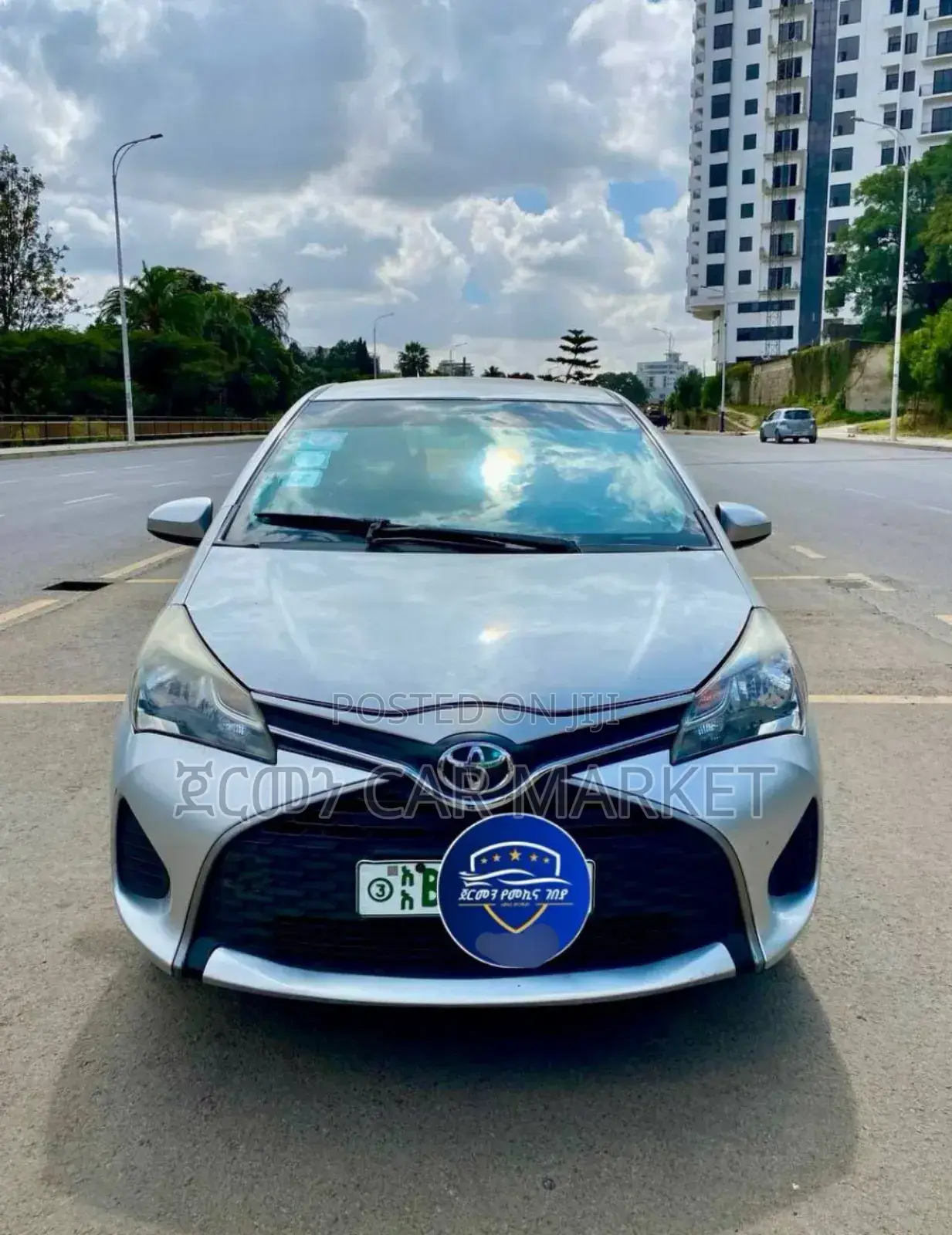 Toyota Yaris 2020 Silver