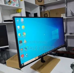 Photo - Lenovo Moitor