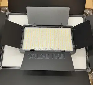 Square Fill Light