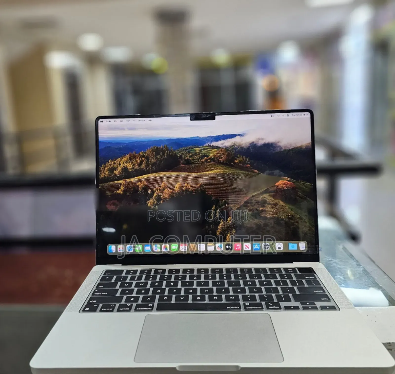 New Apple MacBook Pro 2023 M3 14-Inch 8GB Apple M3 Pro SSD 512GB