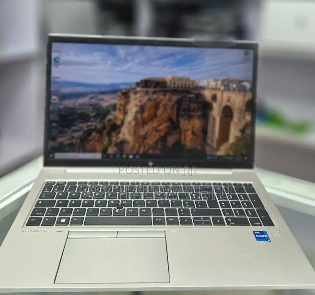 New Laptop HP EliteBook 850 G8 16GB Intel Core I7 SSD 512GB