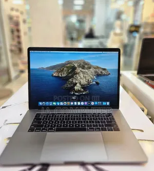 New Laptop Apple MacBook Pro 2016 16GB Intel Core I7 SSD 512GB