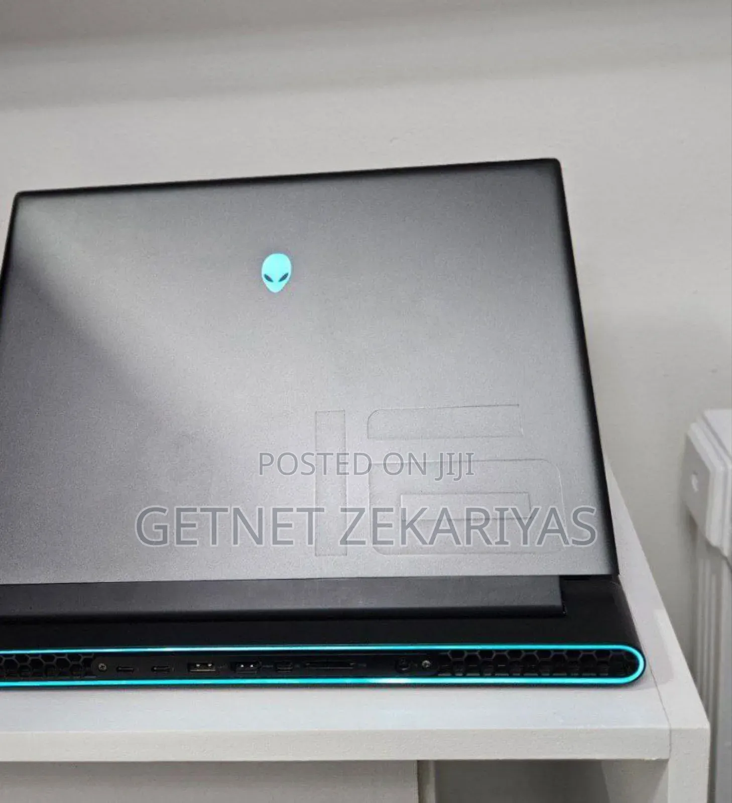 New Laptop Alienware M17x R2 16GB Intel Core I7 SSD 1T
