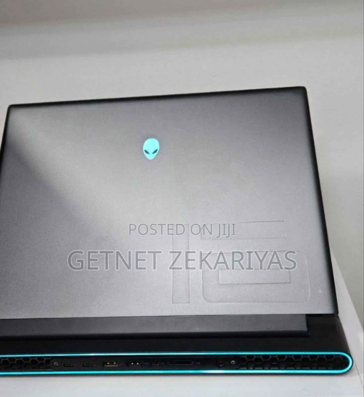 New Laptop Alienware M17x R2 16GB Intel Core I7 SSD 1T