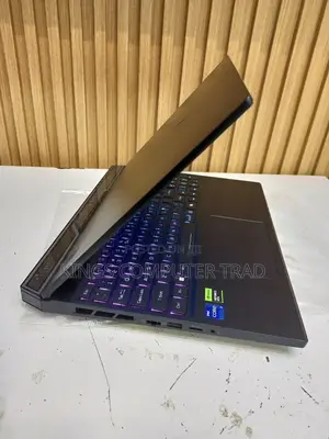 New Laptop Acer Predator Helios 300 32GB Intel Core I7 SSD 1T