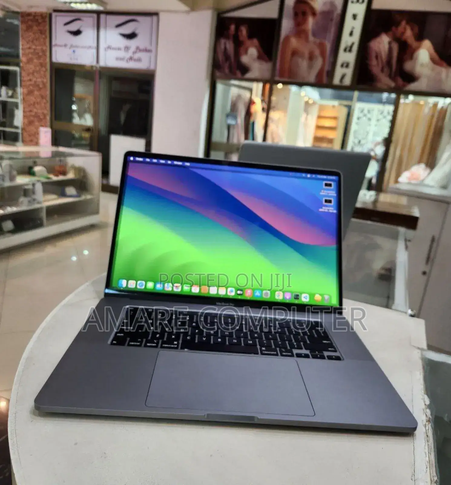 New Laptop Apple MacBook Pro 2019 16GB Intel Core I9 SSD 1T