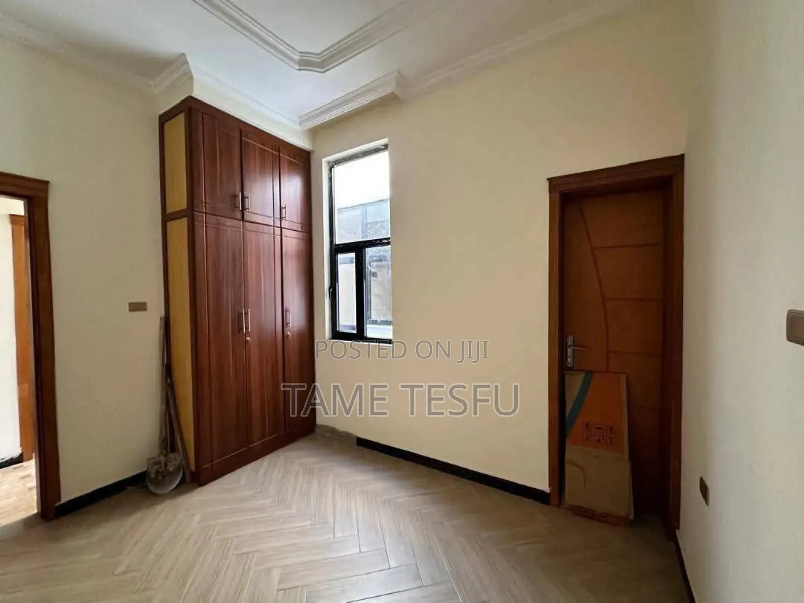 Furnished 3bdrm Villa in Summit, Bole for sale